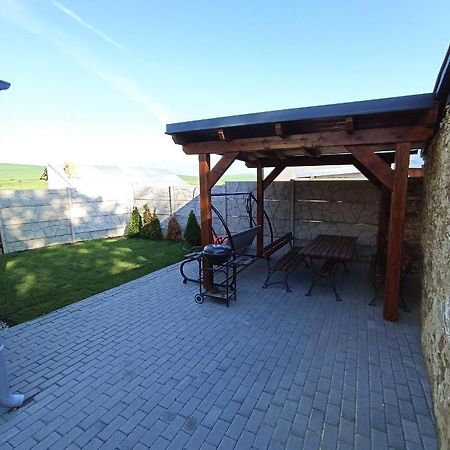 Apartman Julrich Vrbov Εξωτερικό φωτογραφία