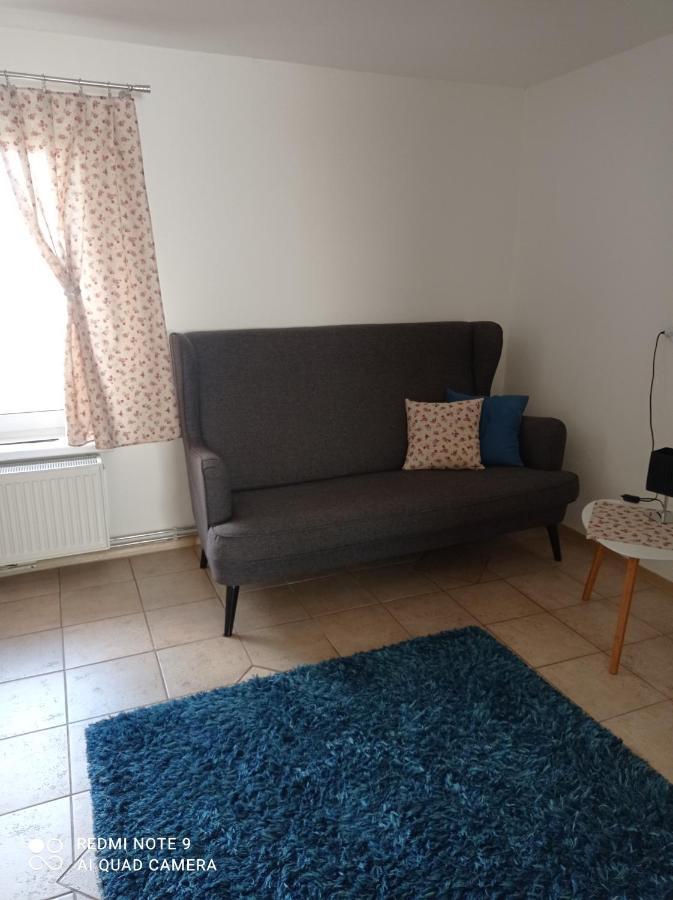 Apartman Julrich Vrbov Εξωτερικό φωτογραφία