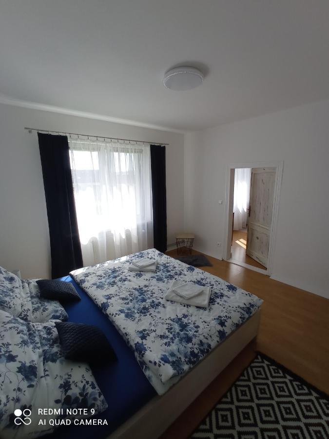 Apartman Julrich Vrbov Εξωτερικό φωτογραφία