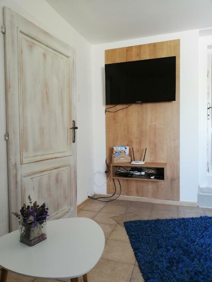 Apartman Julrich Vrbov Εξωτερικό φωτογραφία