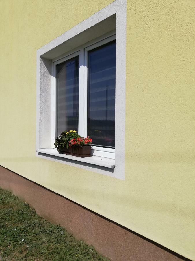 Apartman Julrich Vrbov Εξωτερικό φωτογραφία